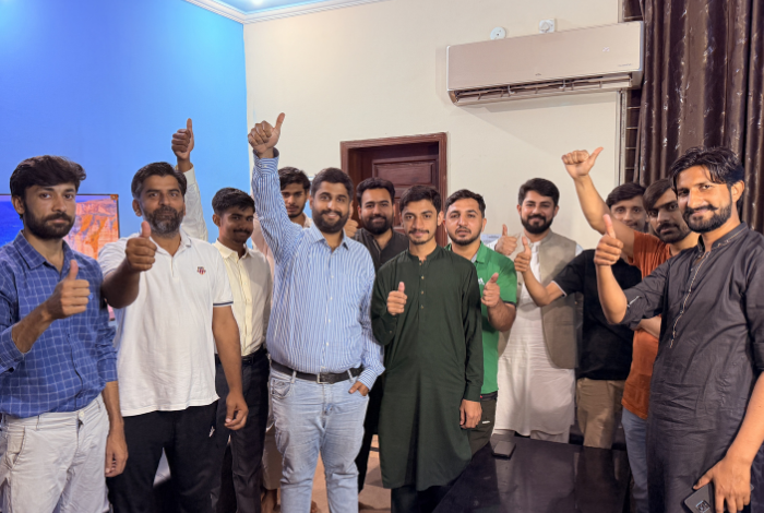 Web development workspace and team collaboration at LaraArtisan